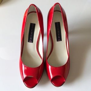Steve Madden red peep toe pumps